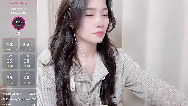 美女yuyu_77在线直播