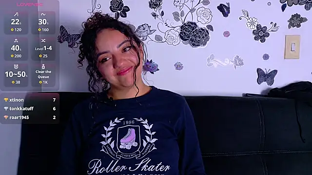 emiily_curly webcam