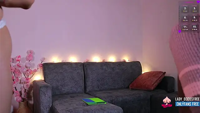 kathieandpovcock1 webcam