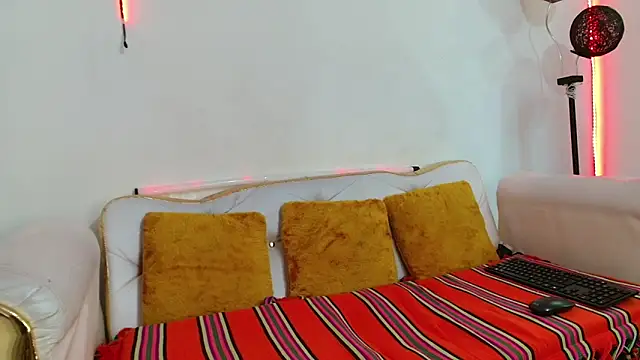 Megan_Blaze01 webcam