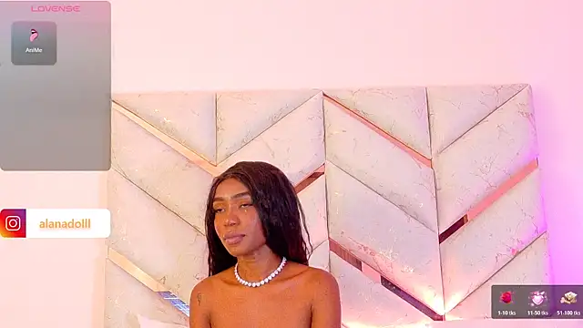 AlanaDoll webcam