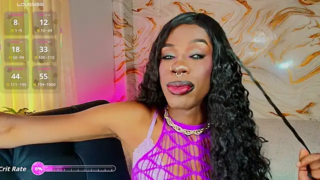 EbonyHansNight webcam