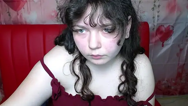 NeonilaLisova webcam