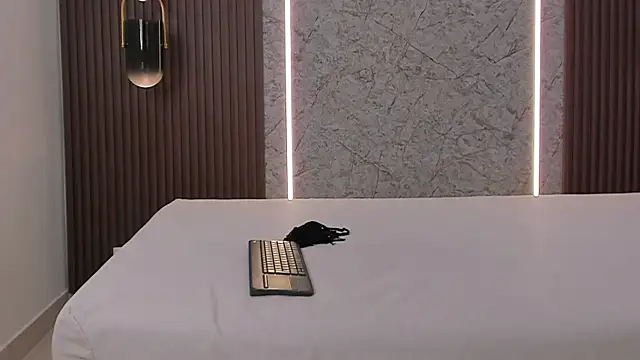 evony_becker_ webcam