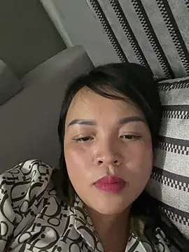 Strawberry-wet webcam