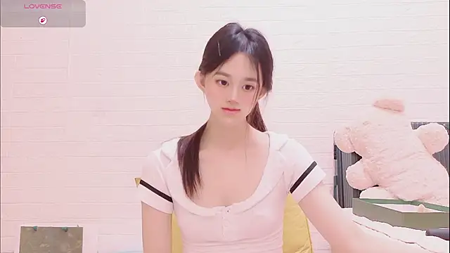 美女marina-cutegirll在线直播