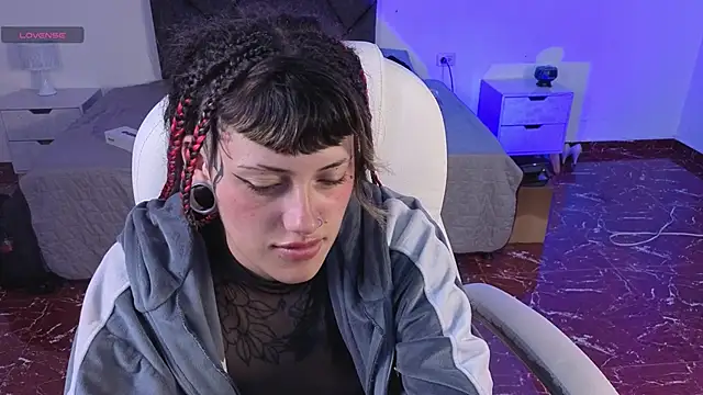 _sharlotte777 webcam