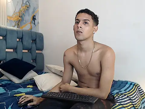 GOLD_BOYS webcam