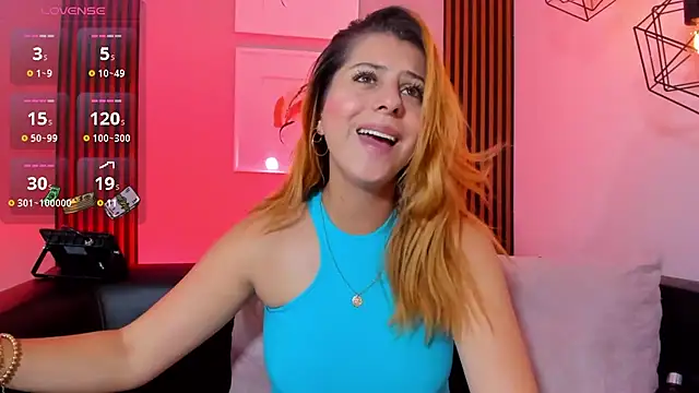 Nahiajhonson_ webcam