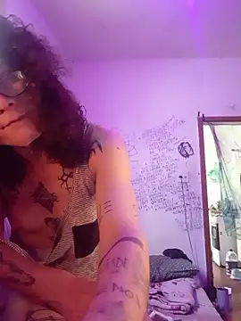 Neural_vampyr webcam