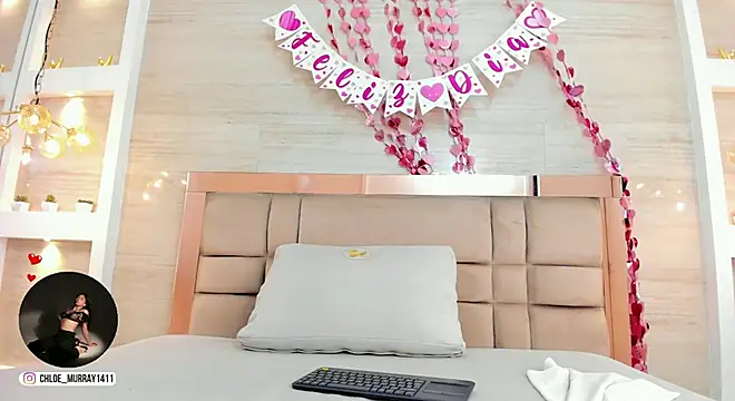 chloe_murray webcam