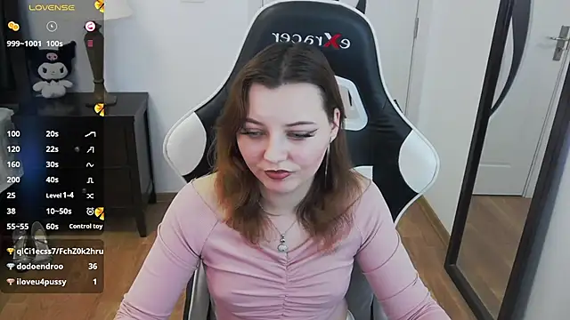 pretty_little_thing webcam