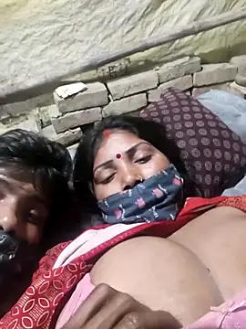 Indiandesicouple155 webcam