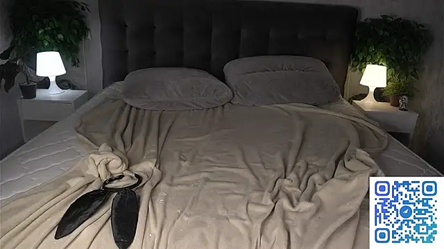 MarylynnMiyagawa webcam