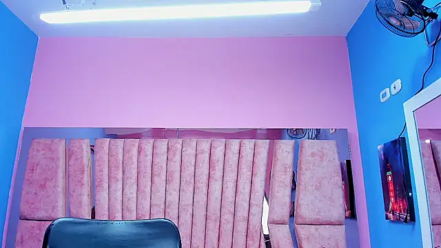 sarah_sweett_ webcam