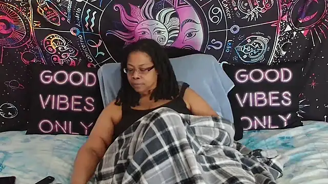 RENAESPLEASUREPALACE webcam