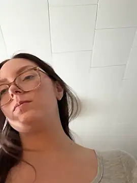 SpaceCowWhore webcam