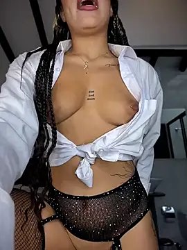 mystiquexxx - MystiqueXXX's free webcam - UK Sex Cams