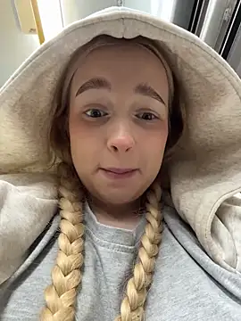 upskirt cam -teenytiny-