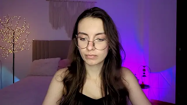 real_cutie1 - Real_cutie1's free webcam - UK Sex Cams