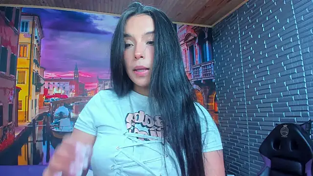 Small_naughty_ webcam