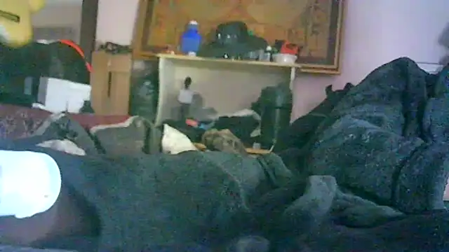 ON3YOULLN3VER_FIR3 webcam