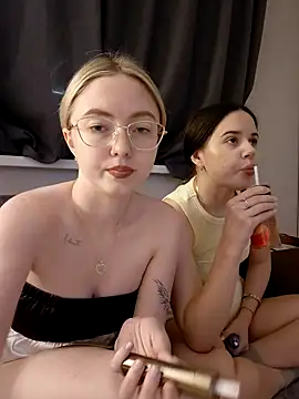 caressyourself webcam