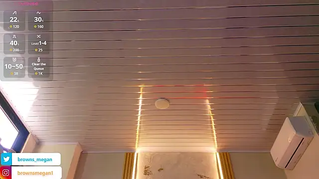 Megan_browns1 webcam