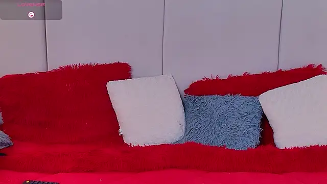 Niicolle_Miller webcam