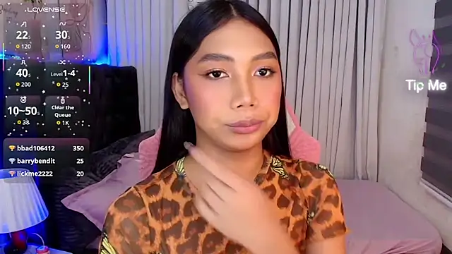 fuckingnaughtyjade webcam