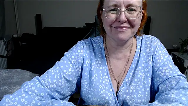 joannaandneighbour (F mature) - My big ass naked