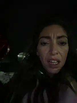 Amani_thewolf webcam