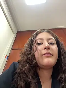 lizzy_luminair webcam