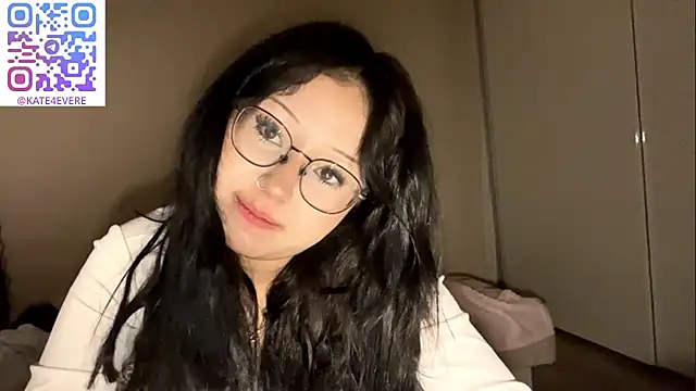 KateGlowee webcam