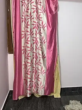 Family02 Live Webcam on Stripchat