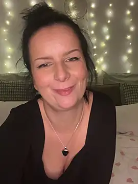 Off__Melonenmandy webcam