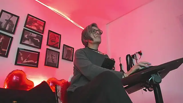 MistressNyx_cg webcam