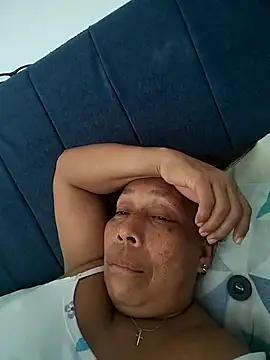 Ruby-Hot-Milf webcam