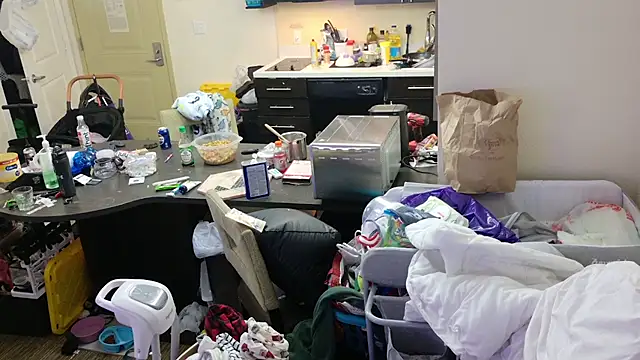 Longdongsilver_323 webcam