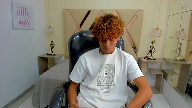 Anyelo_Twink webcam