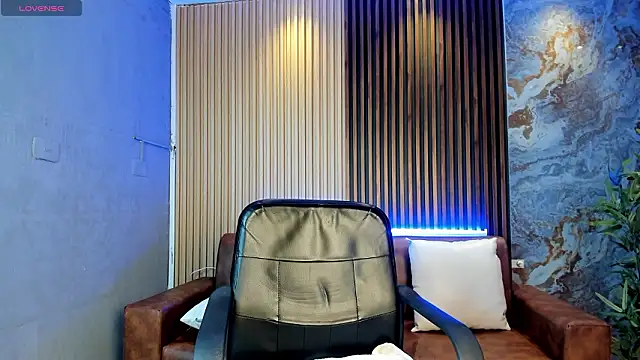 Alicee_Broownn webcam