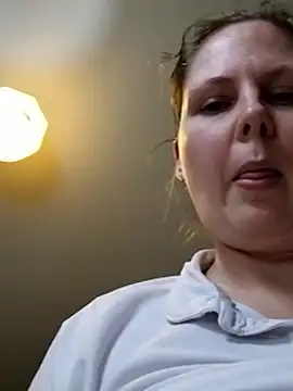 xxSexyBushLinnxx webcam