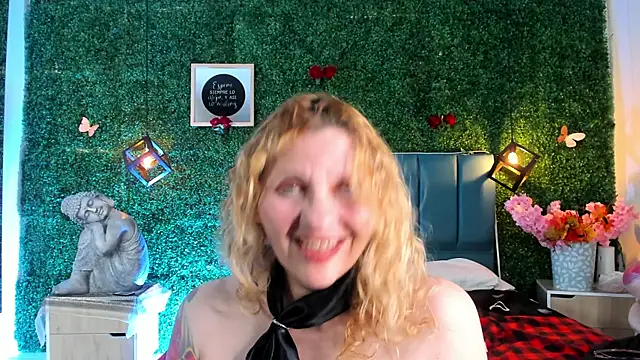 Evangelyne_rose webcam