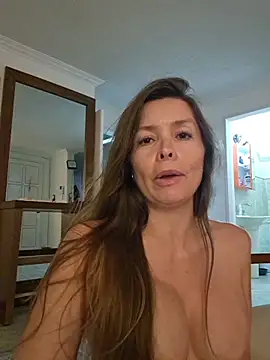 karina_warthon webcam