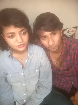 Freakingromance webcam