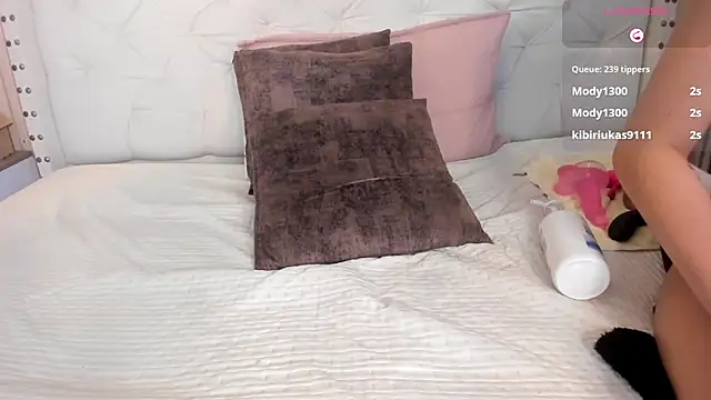 ariana__rosse webcam