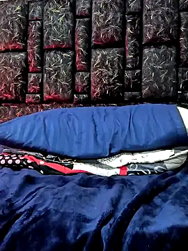 mary_luckaysha_ webcam