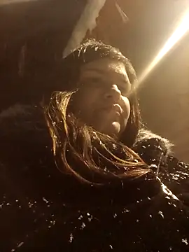 IONY_WANTS_APPRECIATION webcam