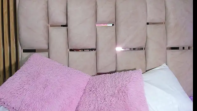 vannepettite_ webcam