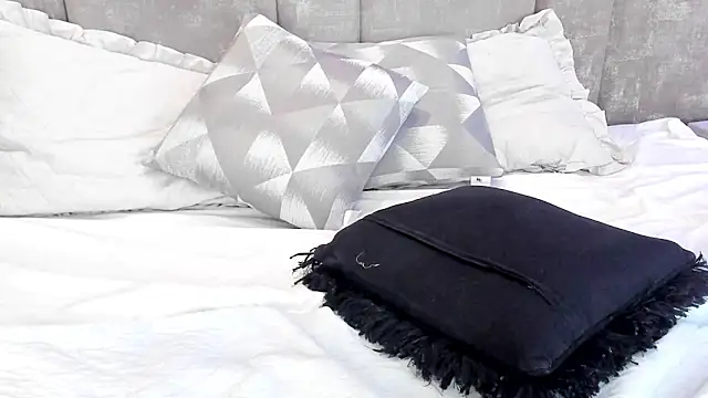 MarianaGarciaa__ webcam